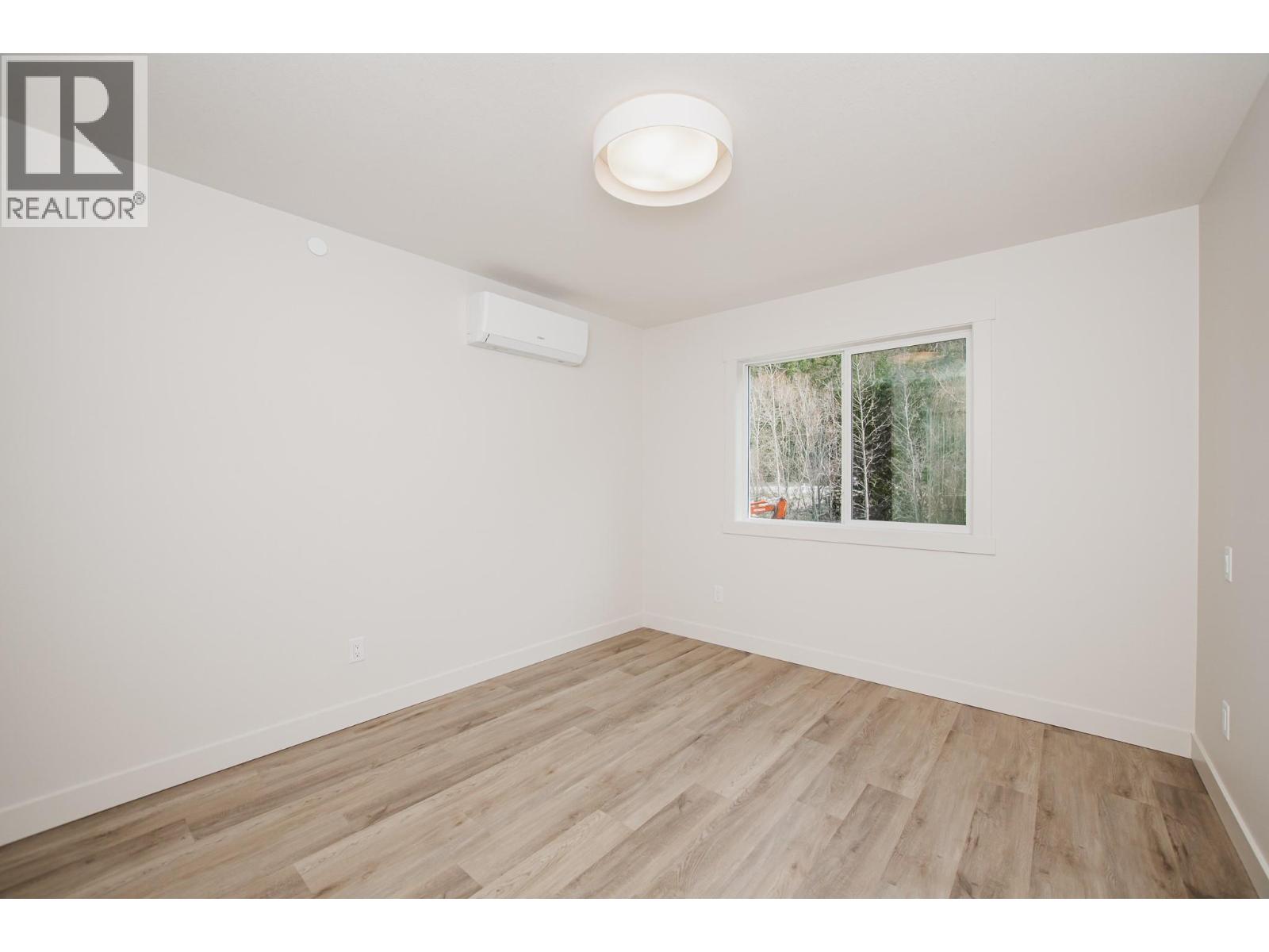 8200 97a Highway Unit# 8 Property Photo 26