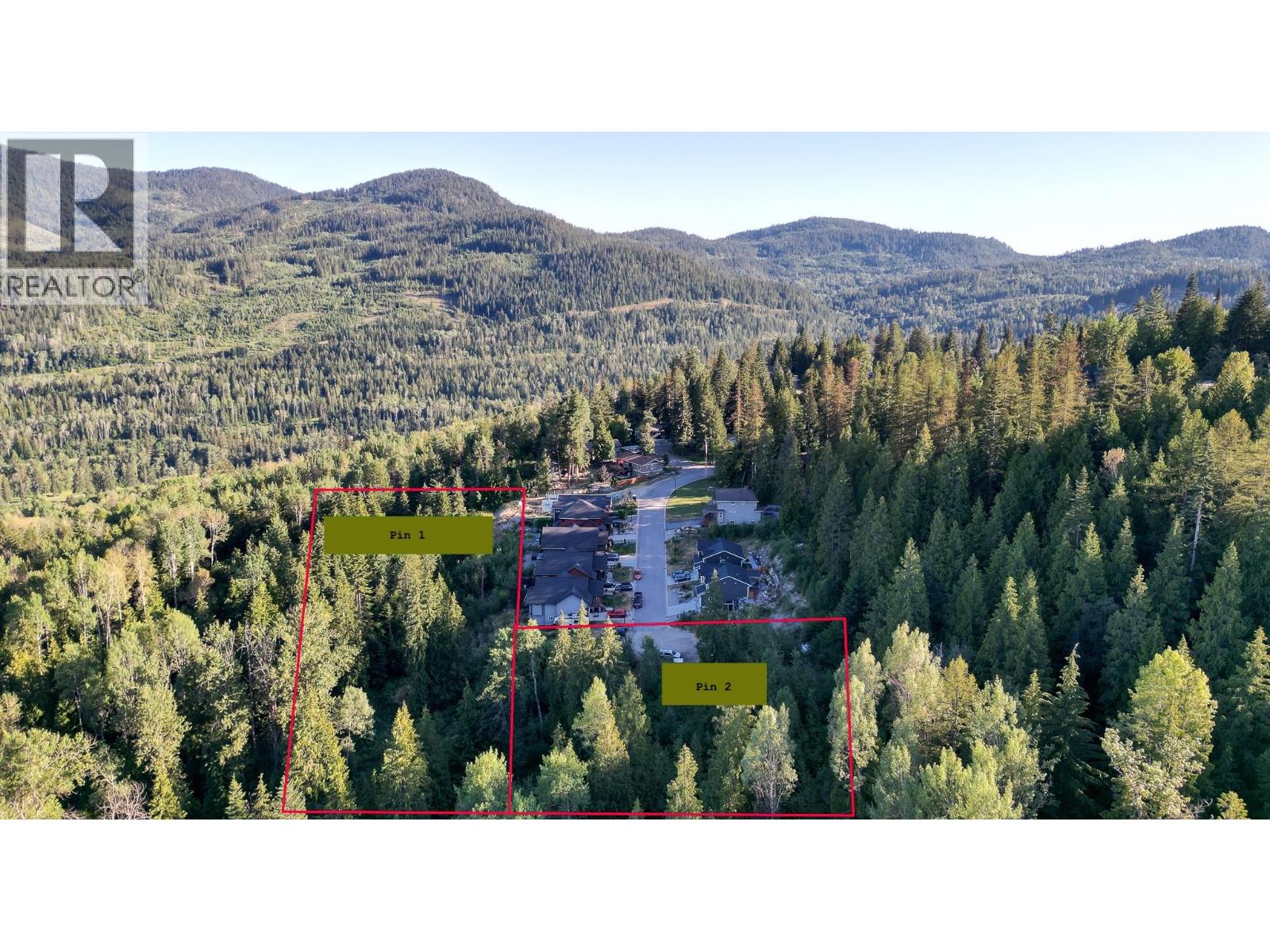 2812 CEDAR Crescent Property Photo 1