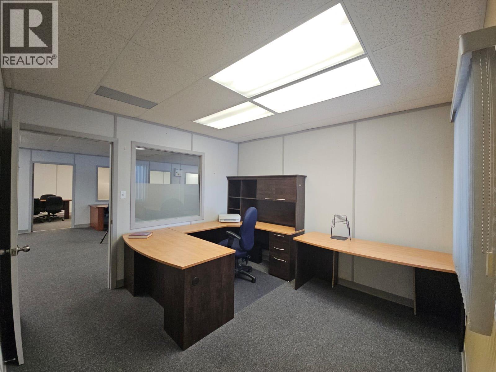 5110 52 Avenue Property Photo 21