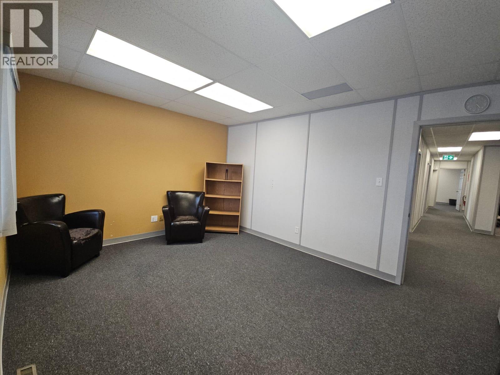 5110 52 Avenue Property Photo 24