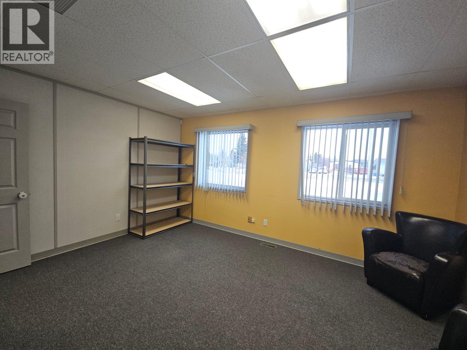5110 52 Avenue Property Photo 26