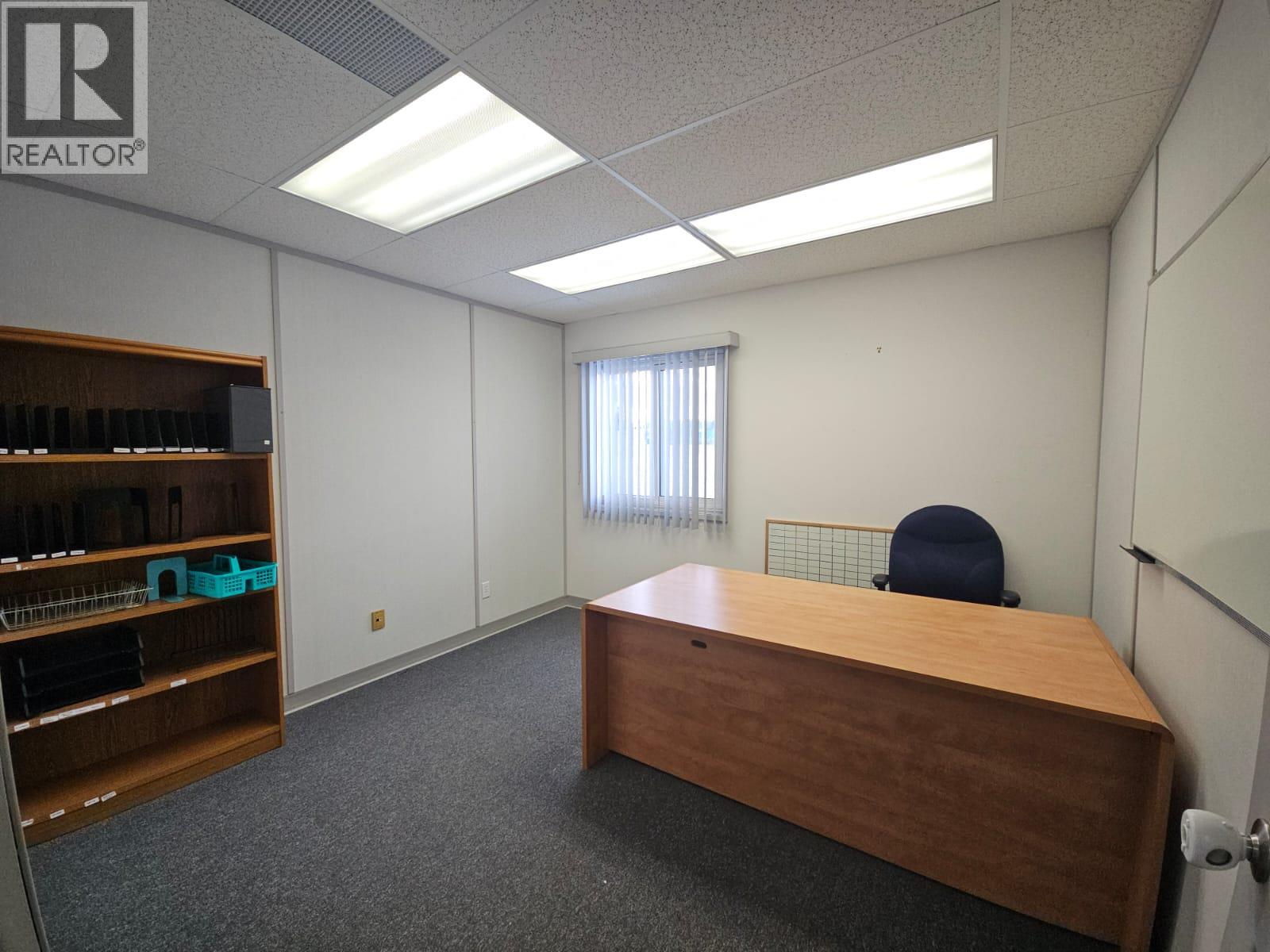 5110 52 Avenue Property Photo 27
