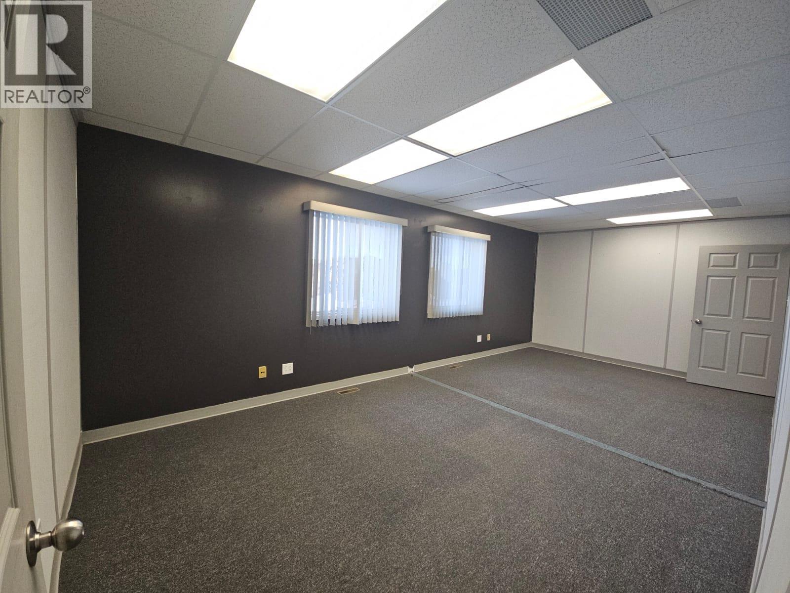 5110 52 Avenue Property Photo 51