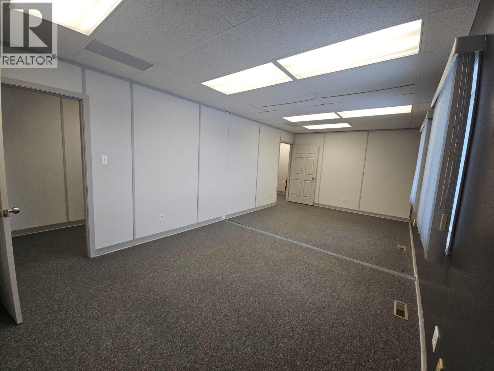 5110 52 Avenue Property Photo 55