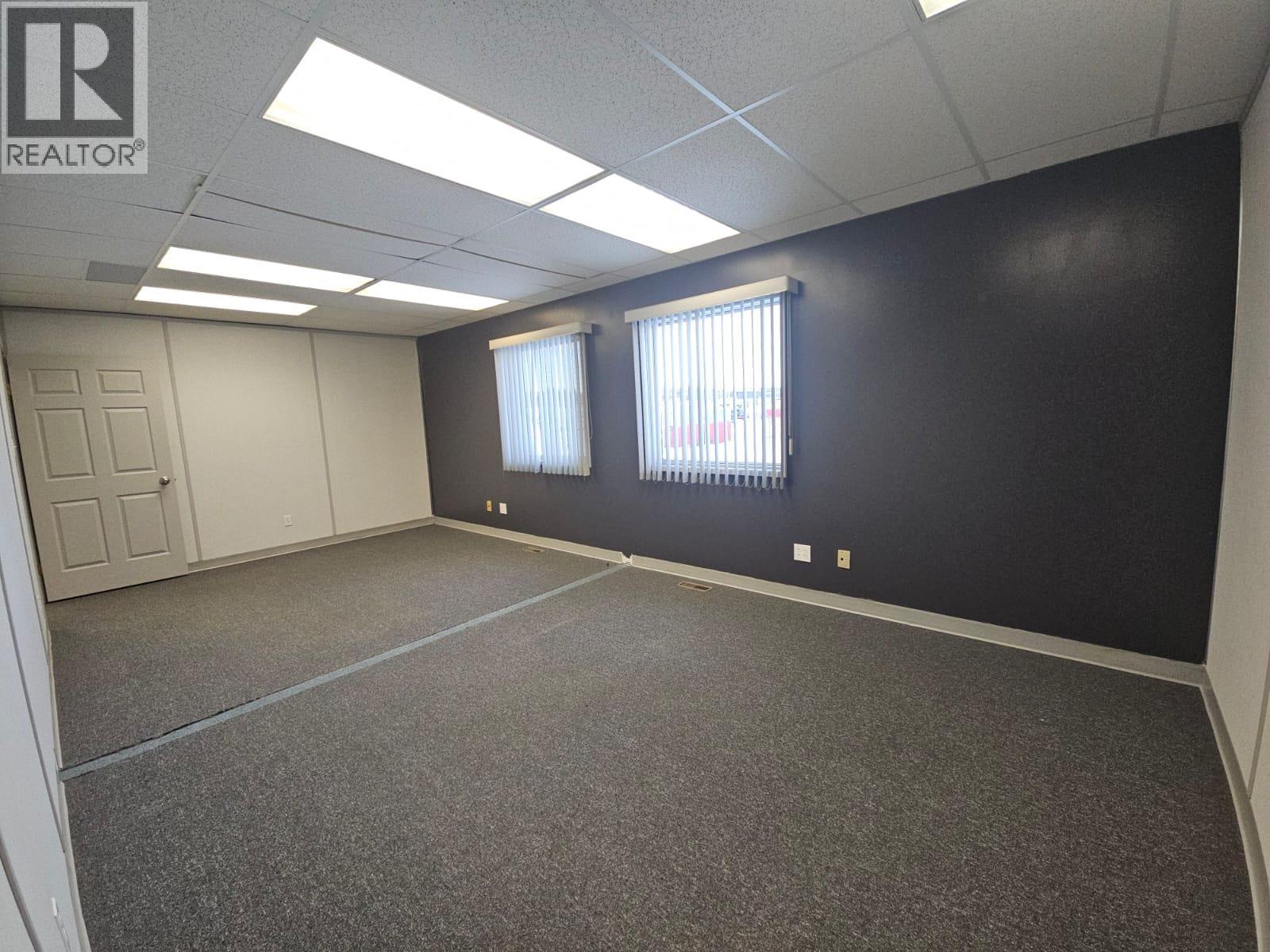 5110 52 Avenue Property Photo 57