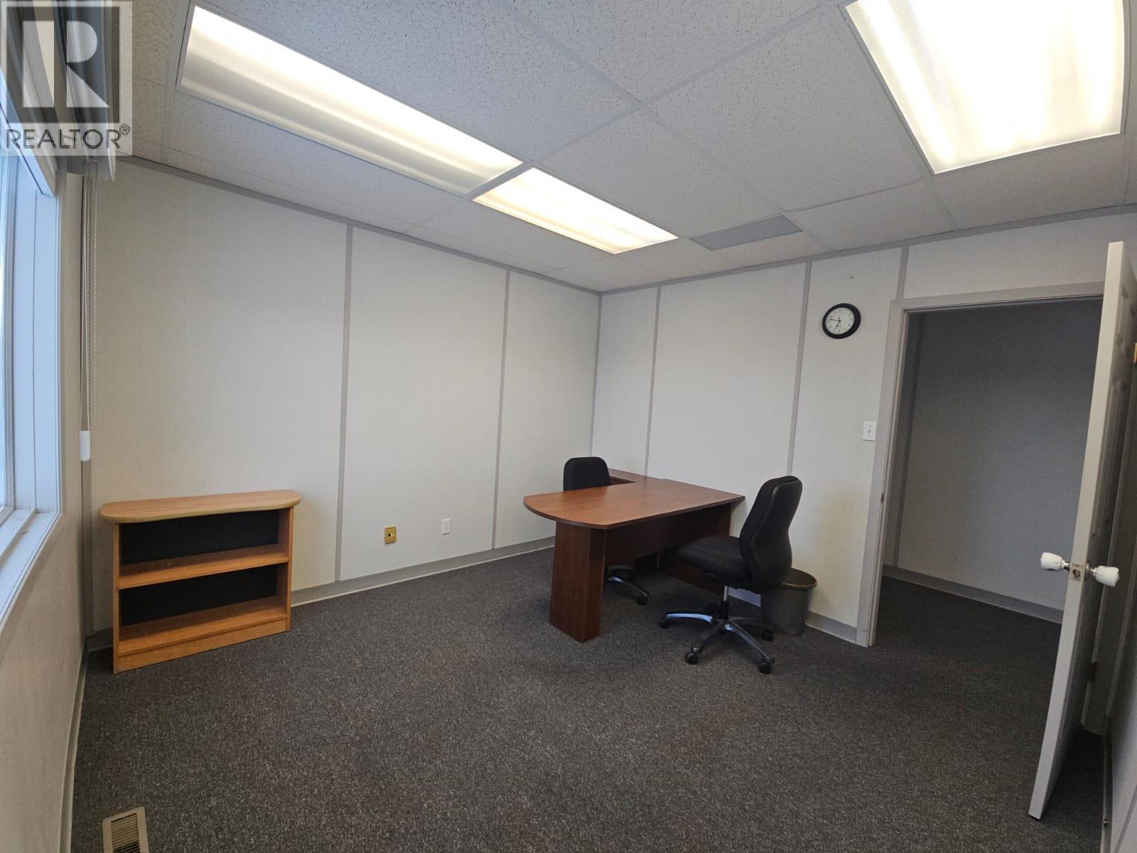 5110 52 Avenue Property Photo 60