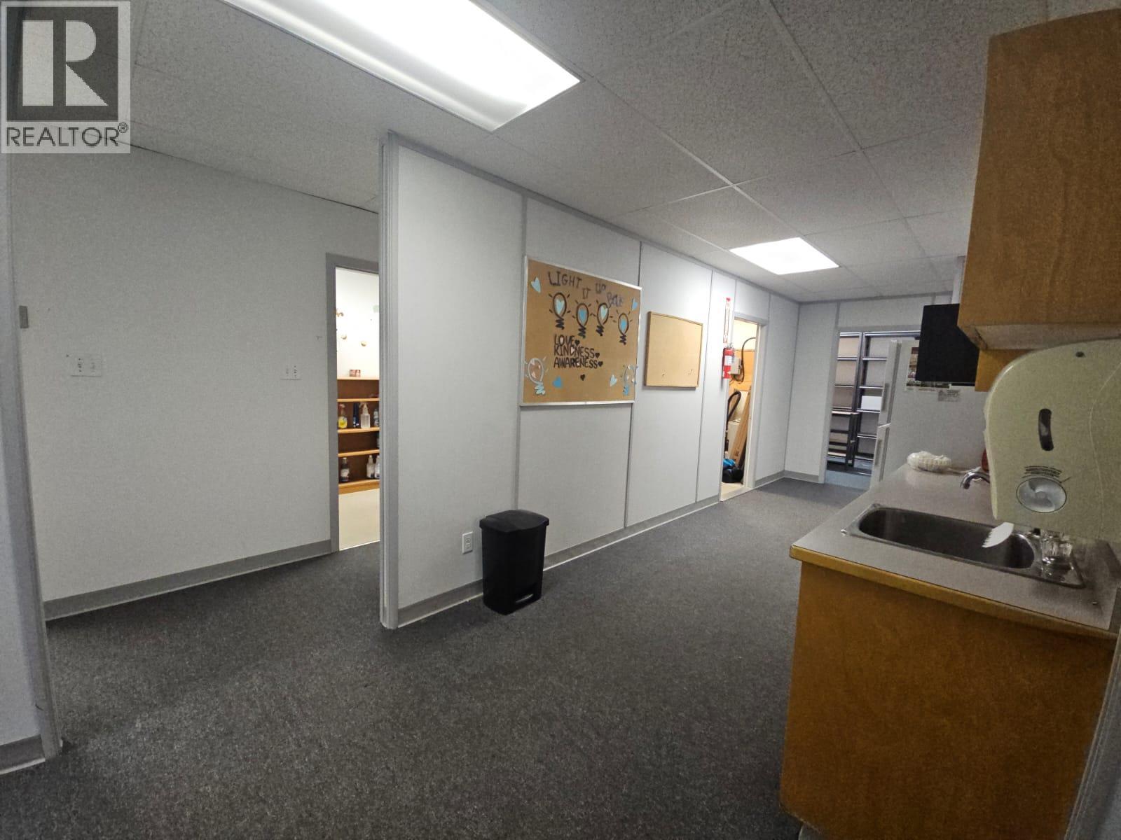 5110 52 Avenue Property Photo 63