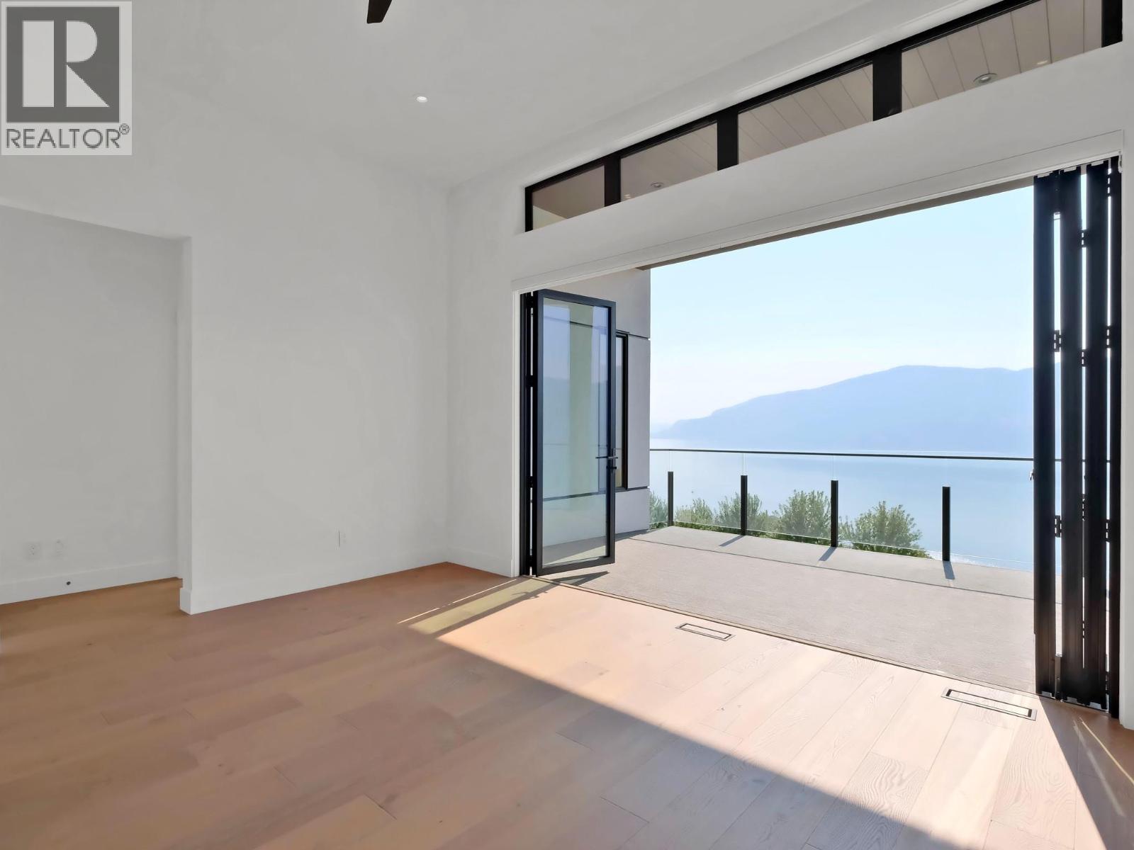 9201 Okanagan Centre Road #10 Property Photo 4