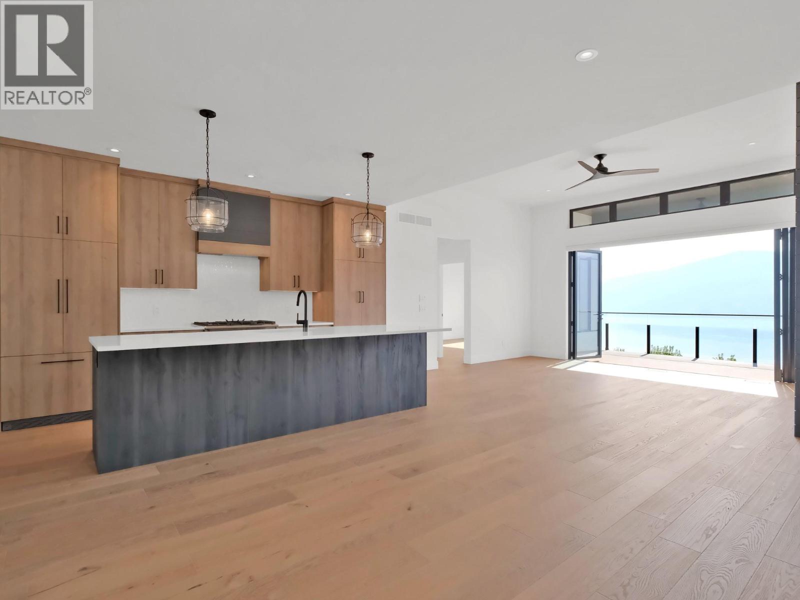 9201 Okanagan Centre Road #10 Property Photo 11