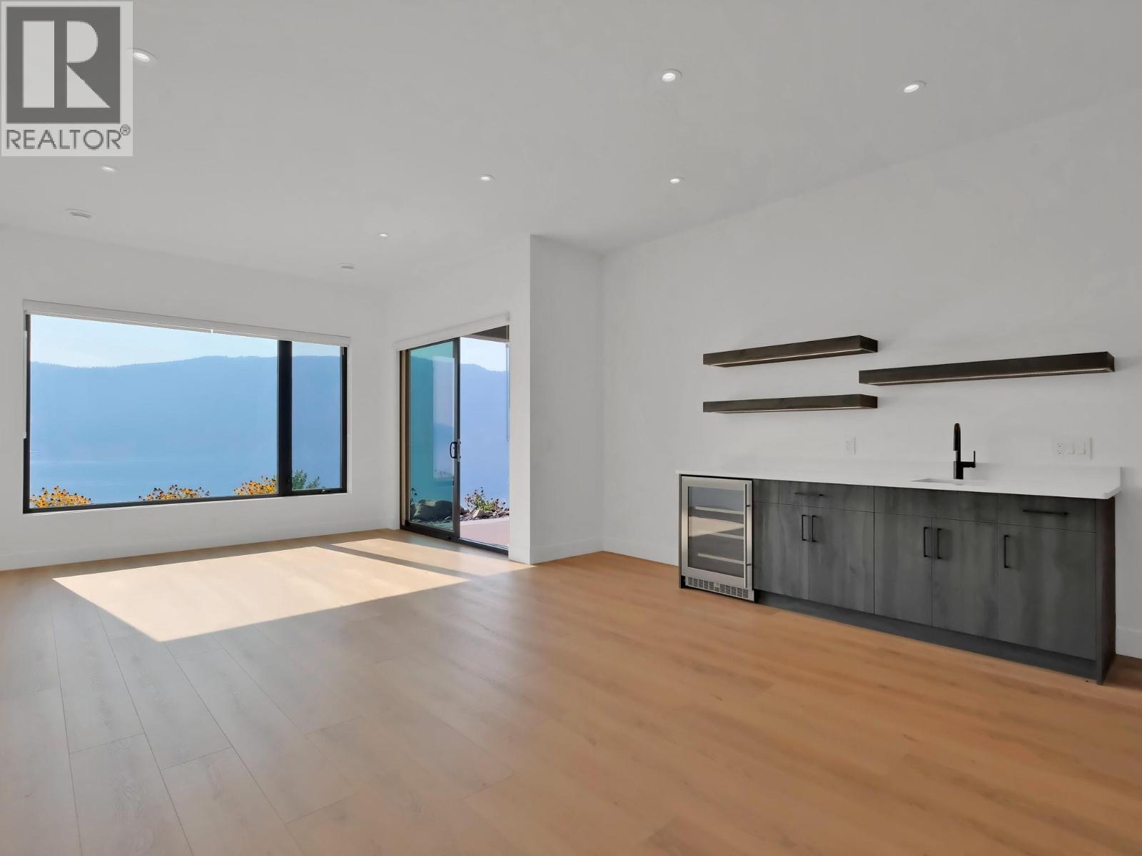 9201 Okanagan Centre Road #10 Property Photo 29