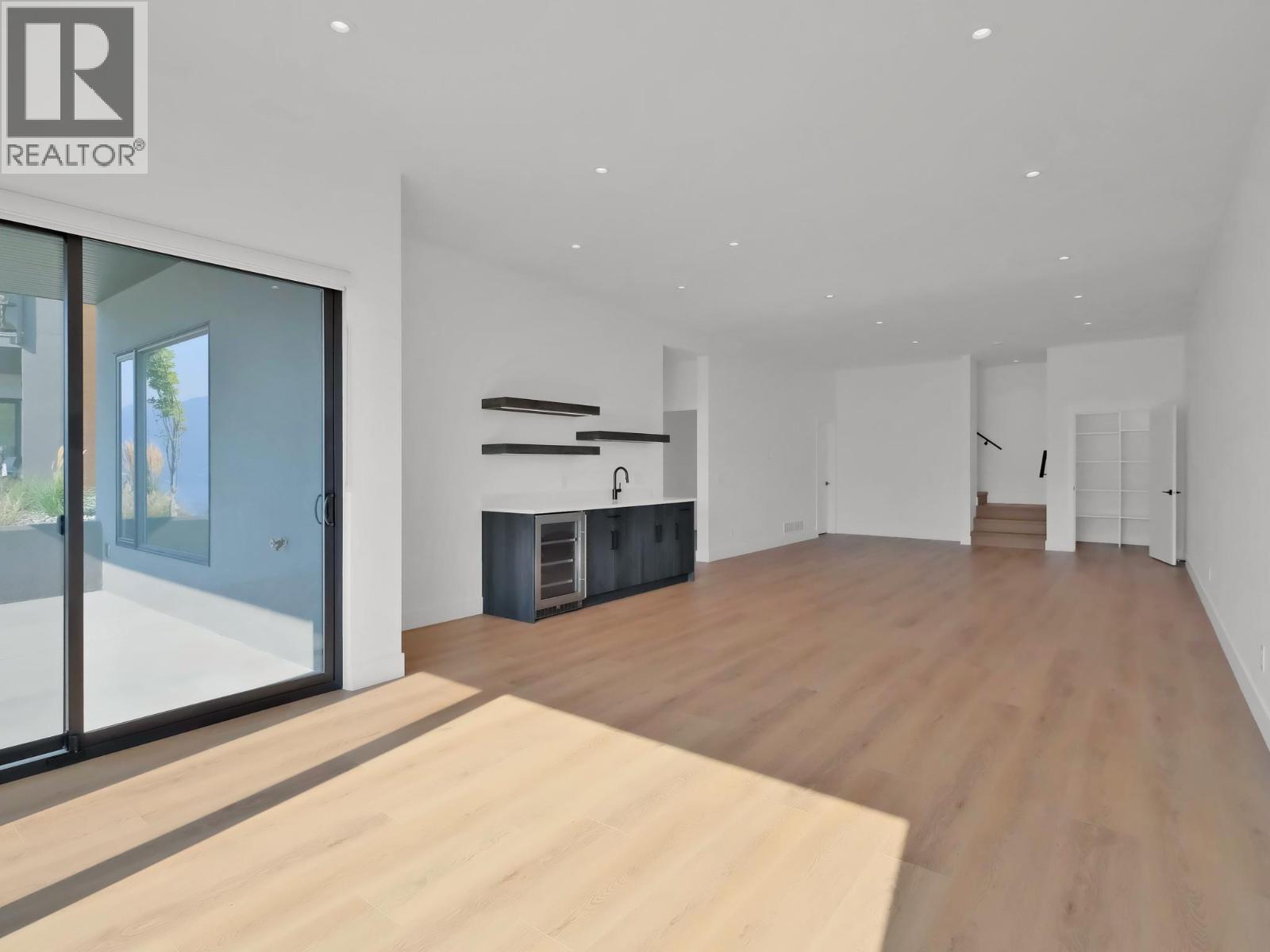 9201 Okanagan Centre Road #10 Property Photo 32