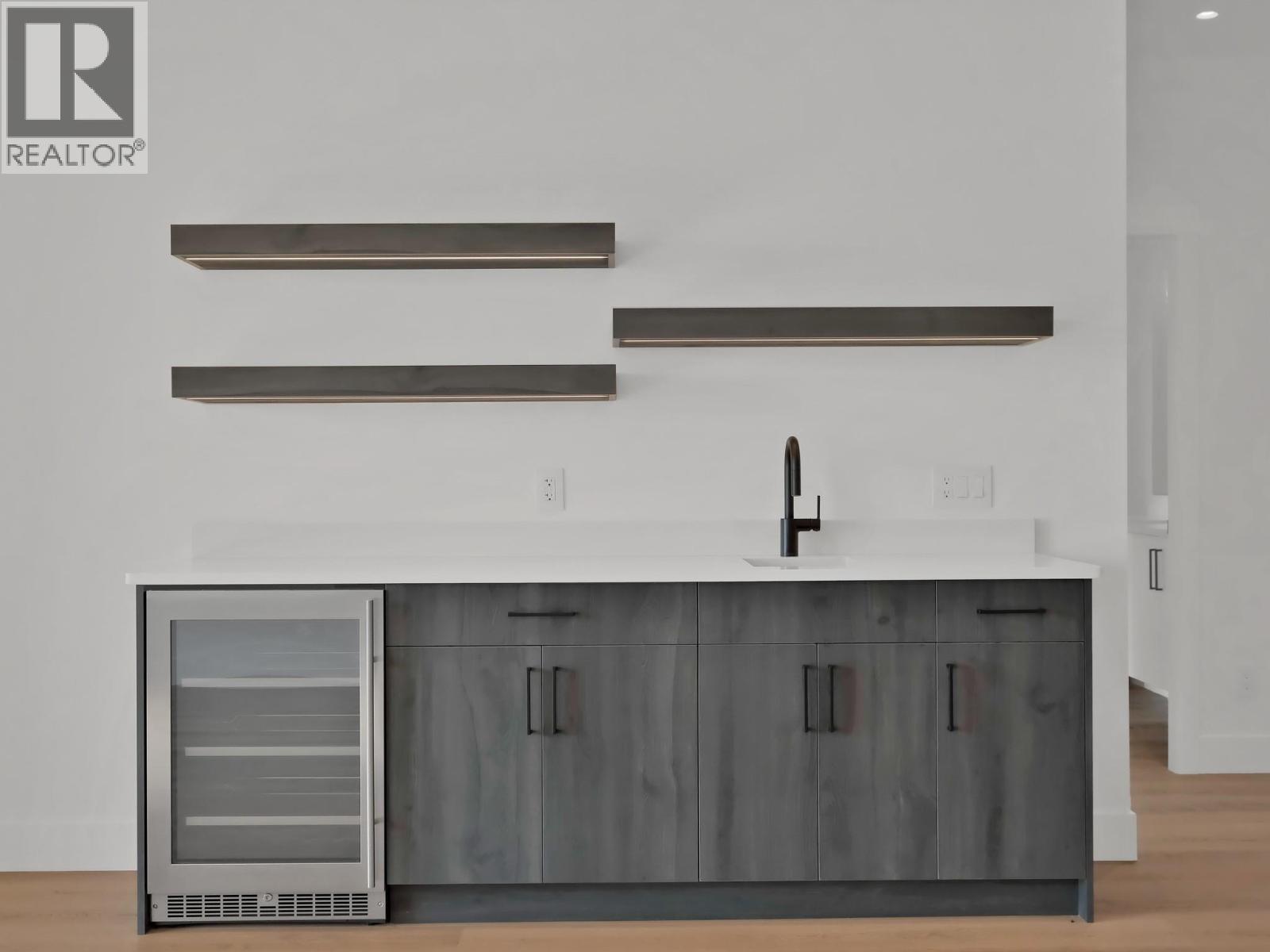 9201 Okanagan Centre Road #10 Property Photo 34