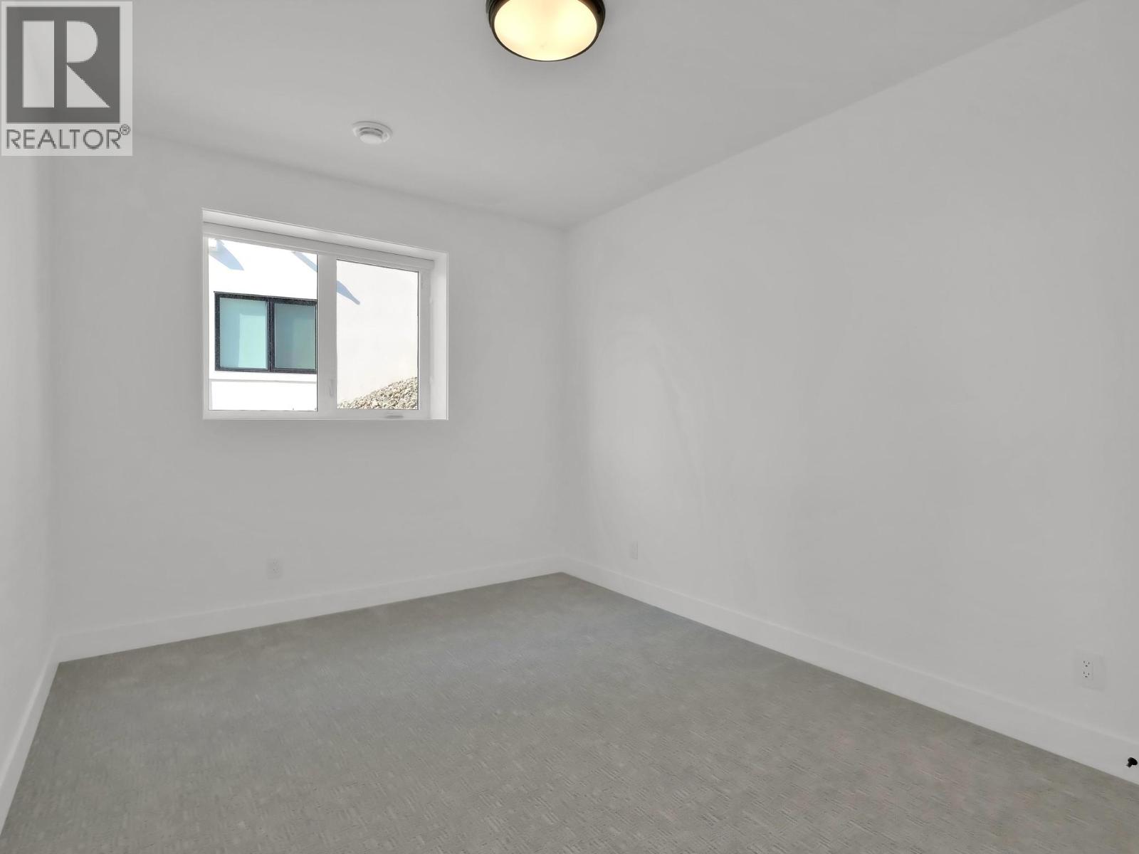 9201 Okanagan Centre Road #10 Property Photo 35