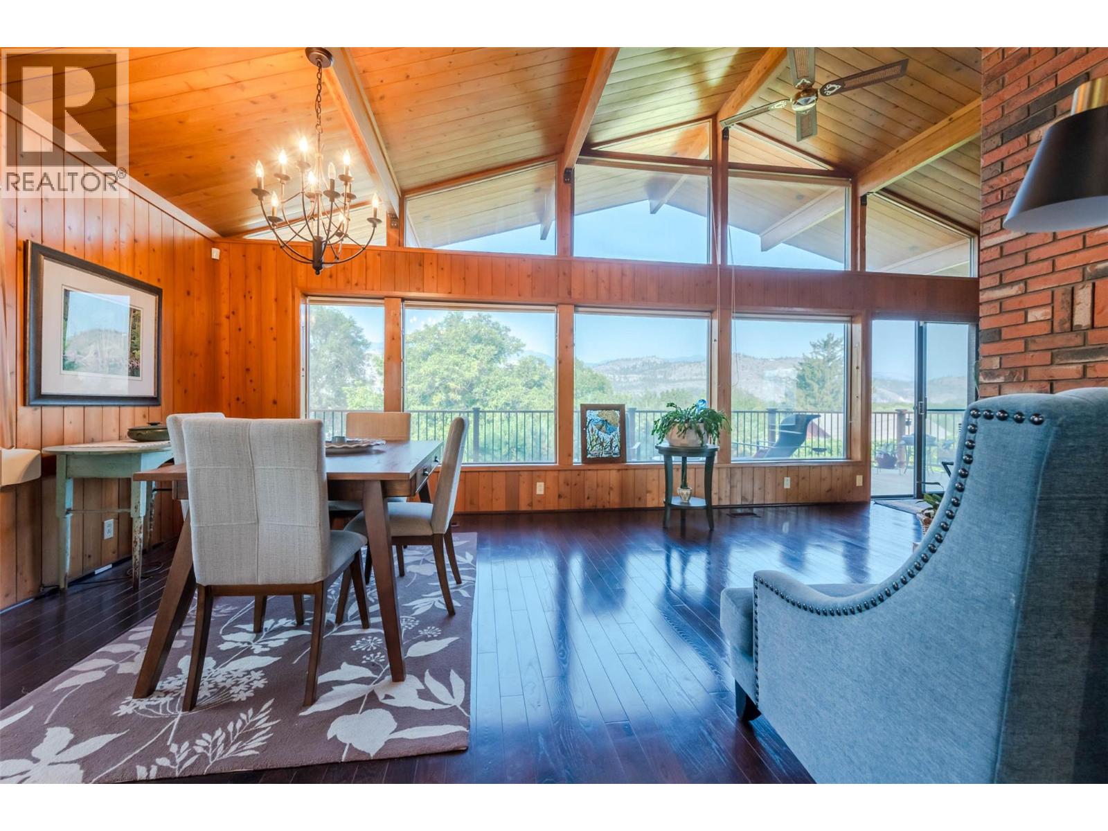 975 Heron Court Property Photo 11