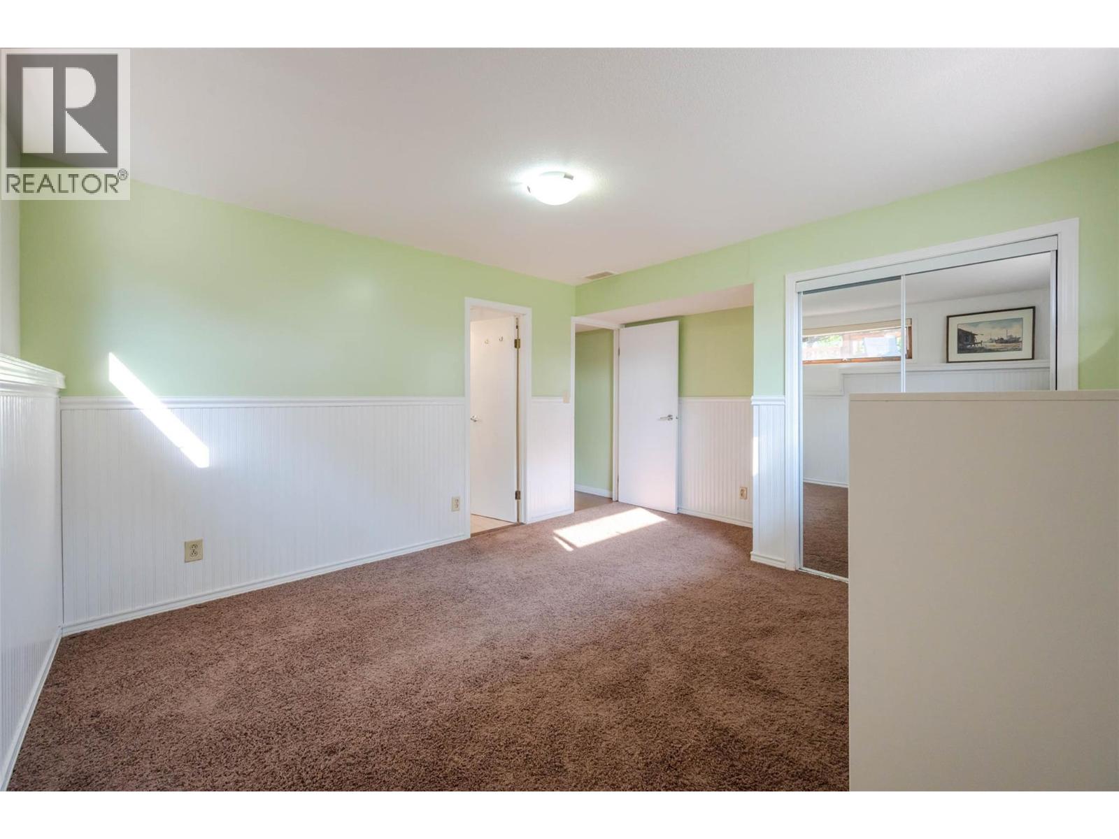 975 Heron Court Property Photo 44
