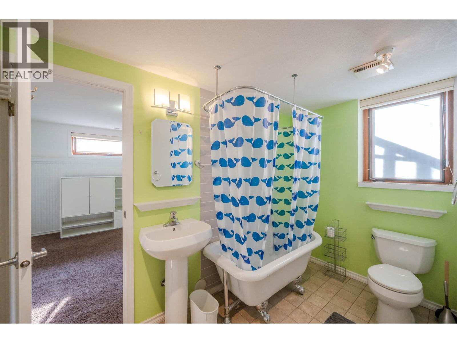 975 Heron Court Property Photo 45