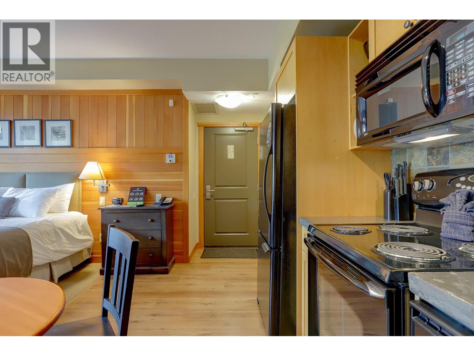101 Village Centre Court Unit# 231 Property Photo 12