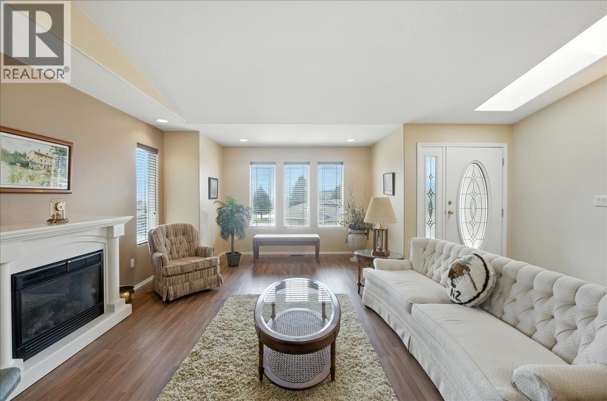 7761 Devito Drive Property Photo 10