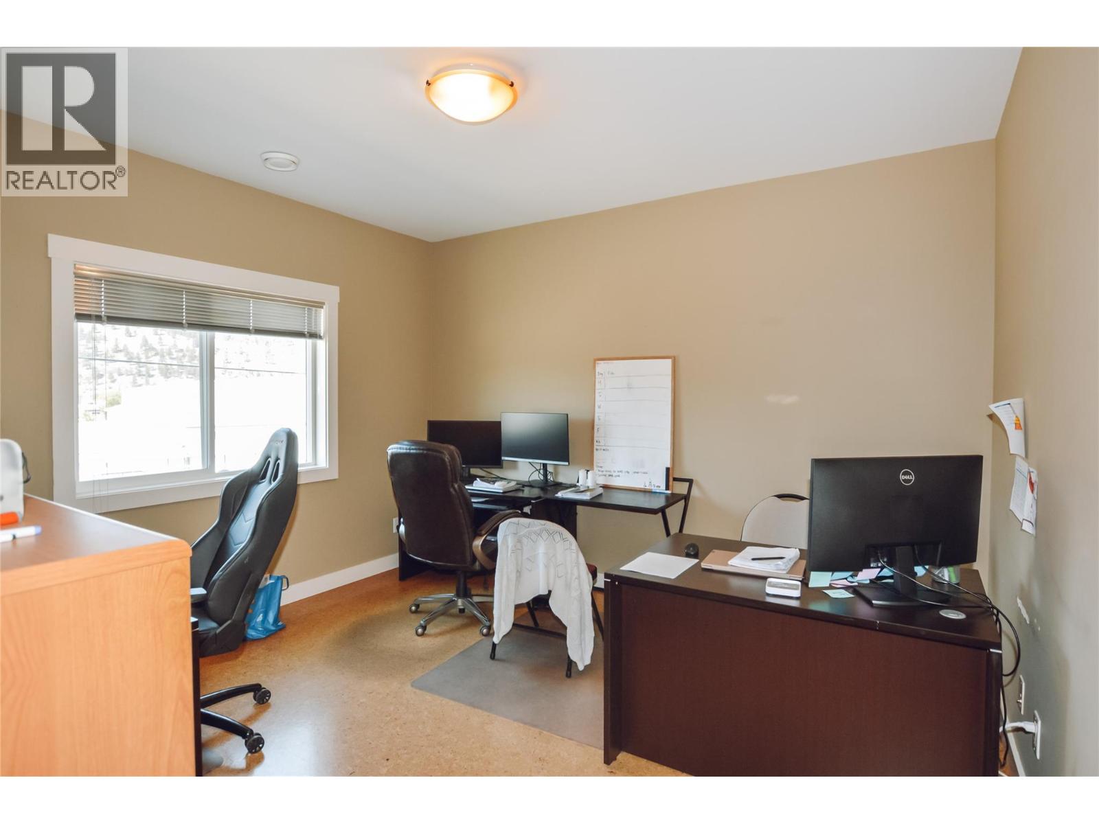9206 Shale Avenue Property Photo 11