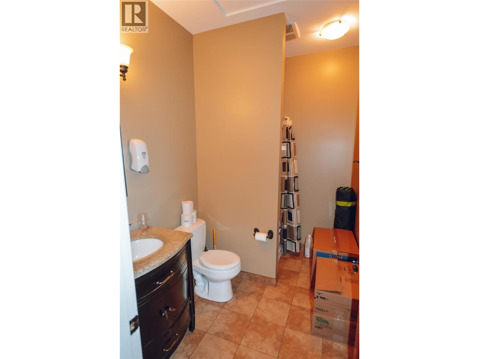 9206 Shale Avenue Property Photo 12