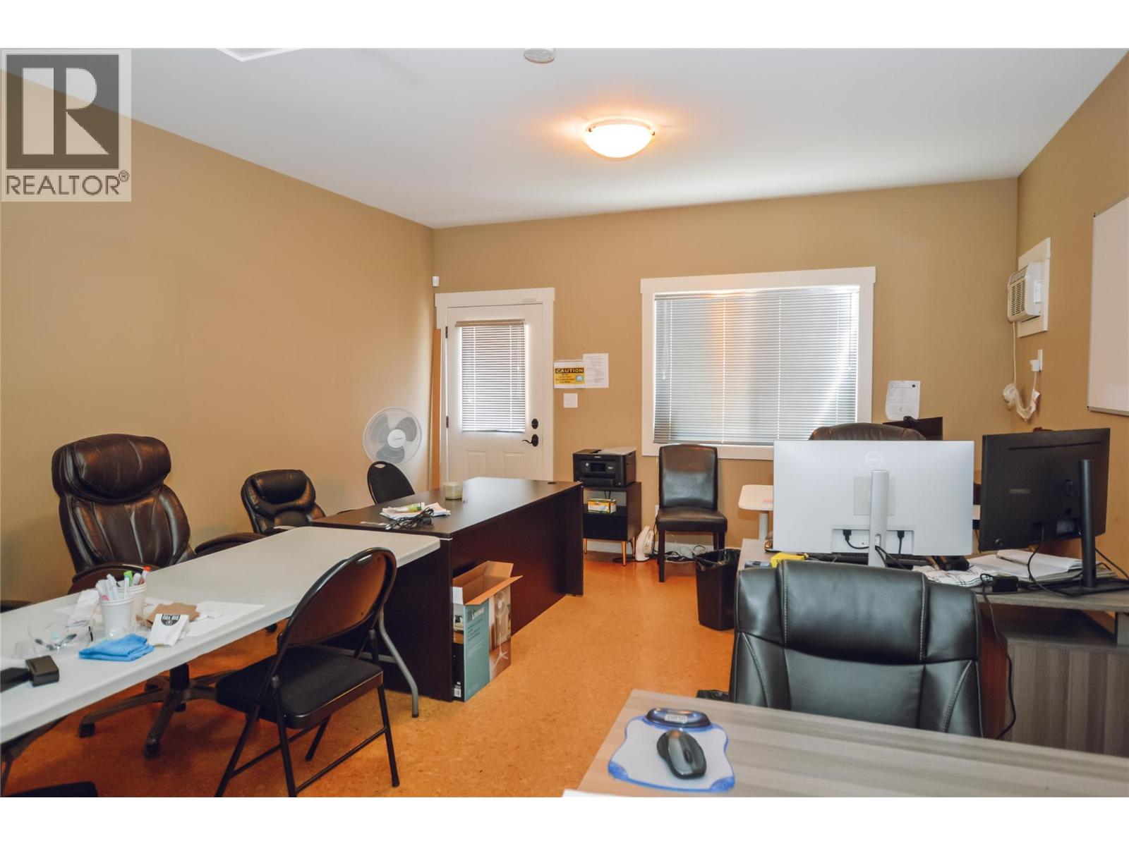 9206 Shale Avenue Property Photo 13