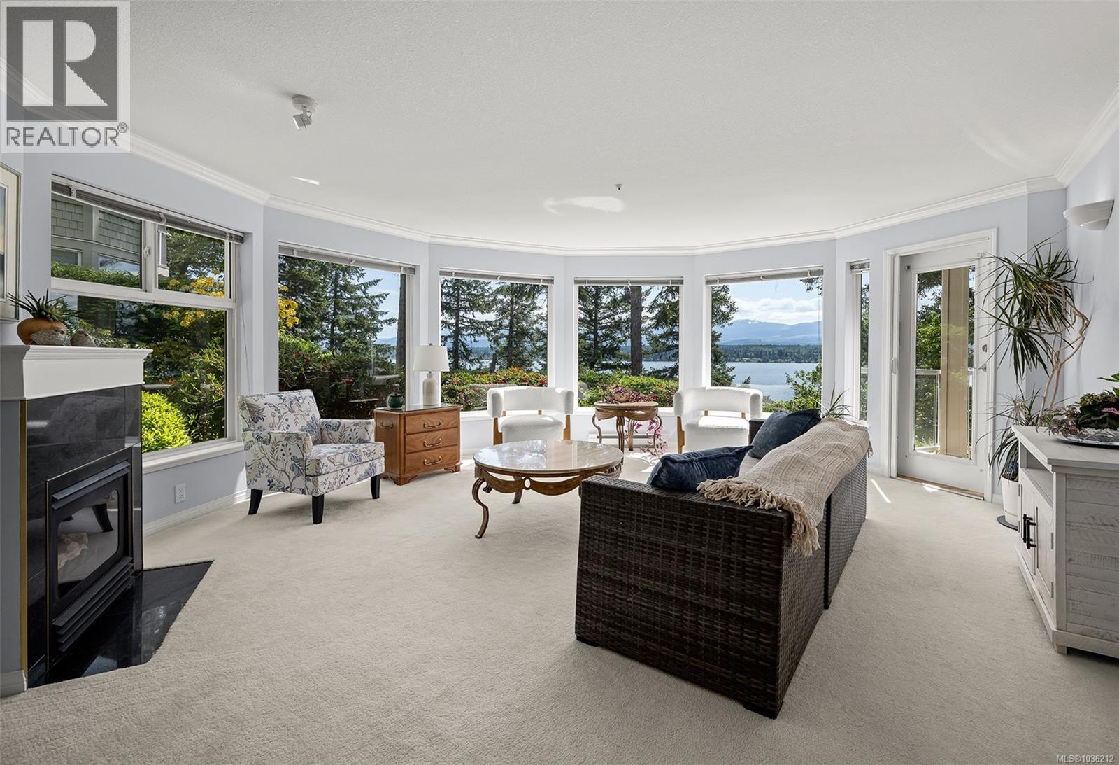 202 2275 Comox Ave Property Photo 1