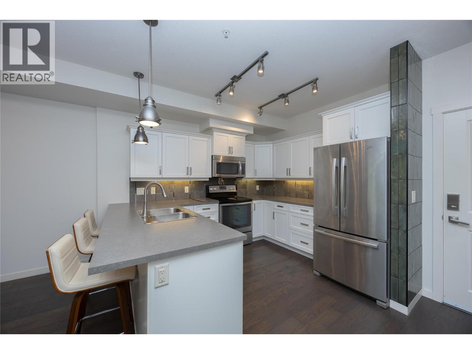 3733 Casorso Road Unit# 103 Property Photo 1