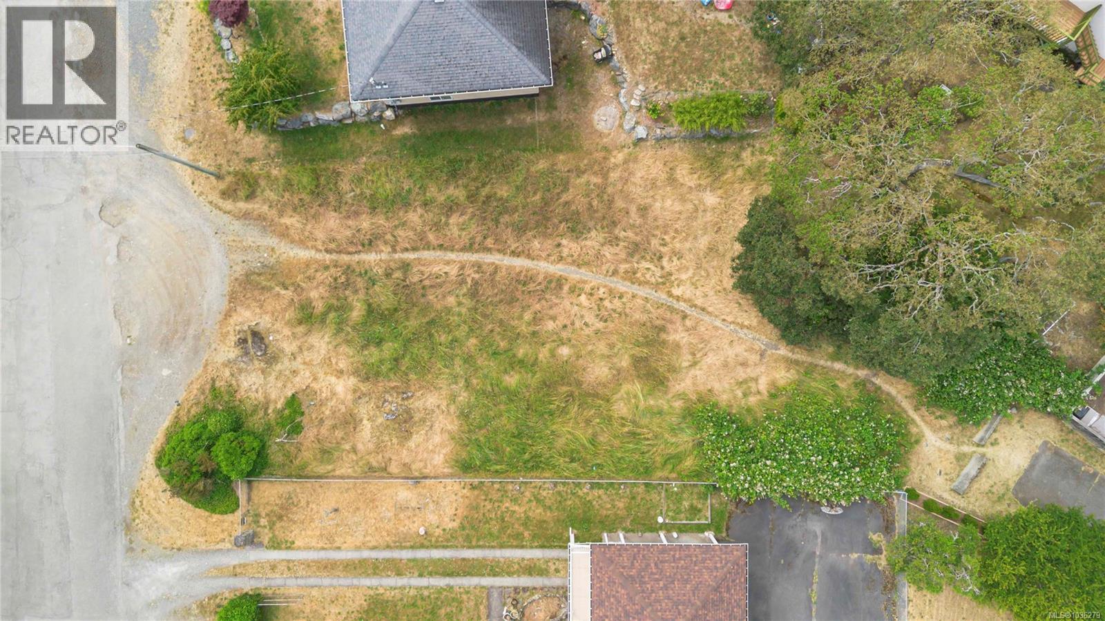1360 Vista Hts Property Photo 6