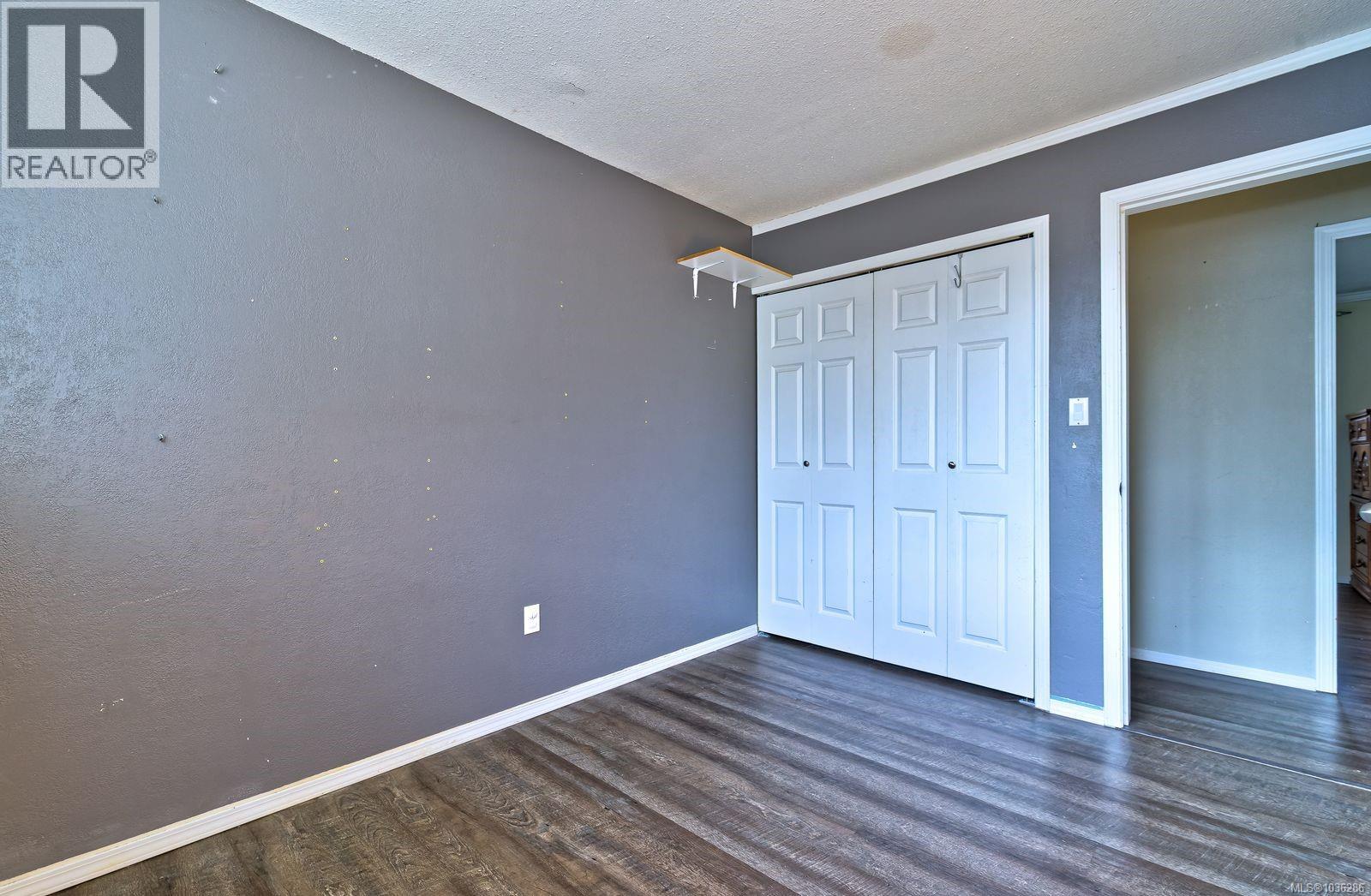 8 721 Malone Rd Property Photo 13