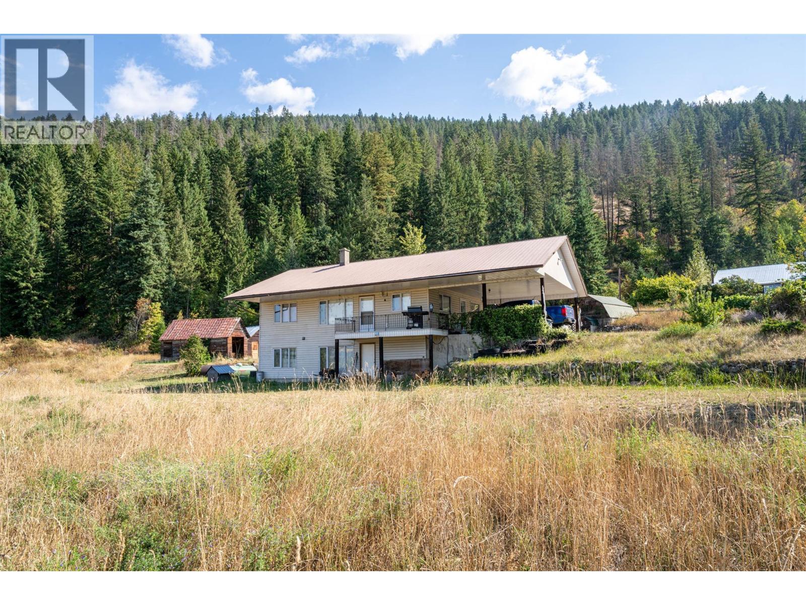4596 Back Enderby Road