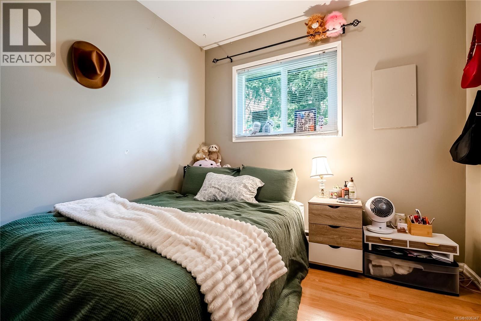 4120 Quadra St Property Photo 18