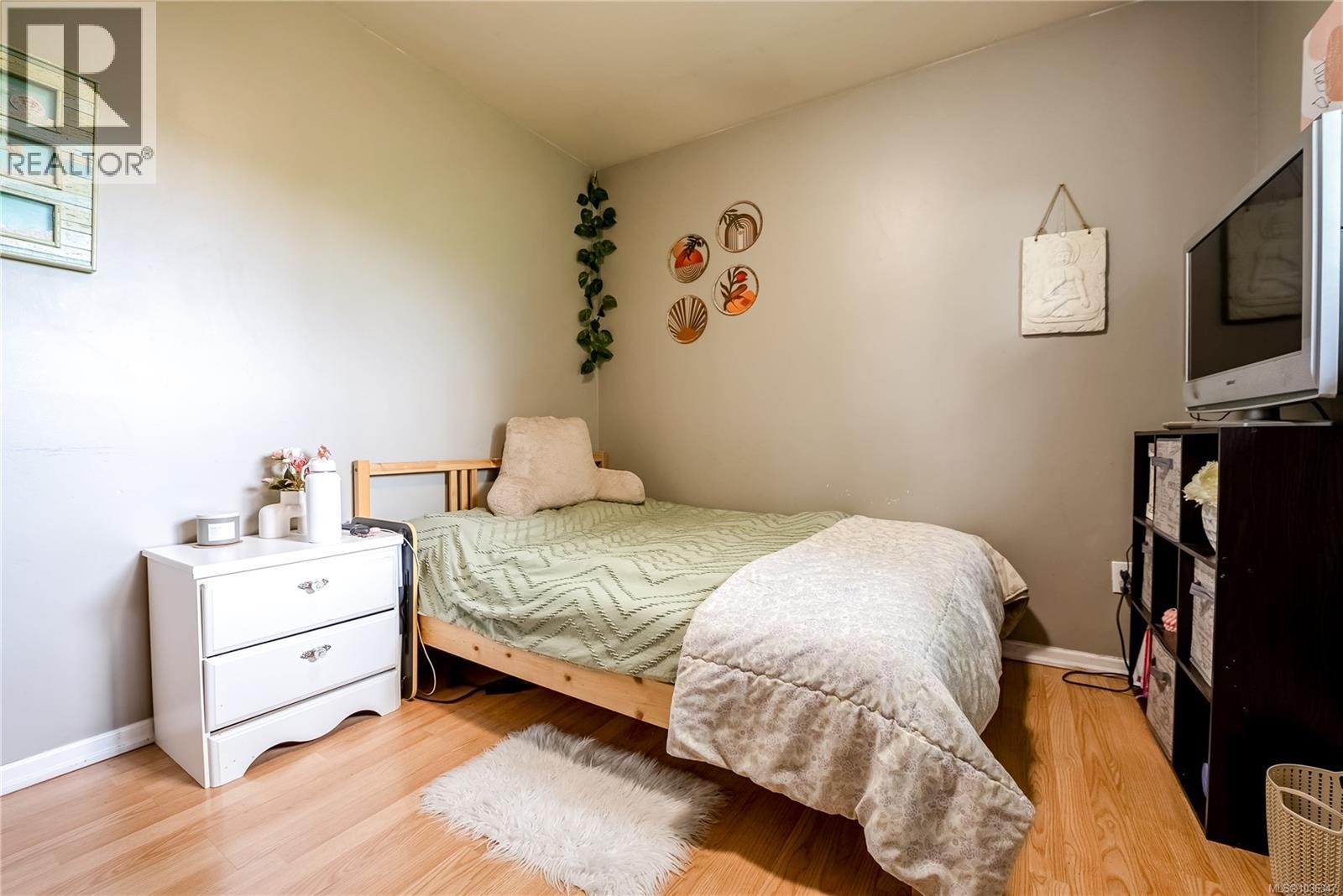 4120 Quadra St Property Photo 21