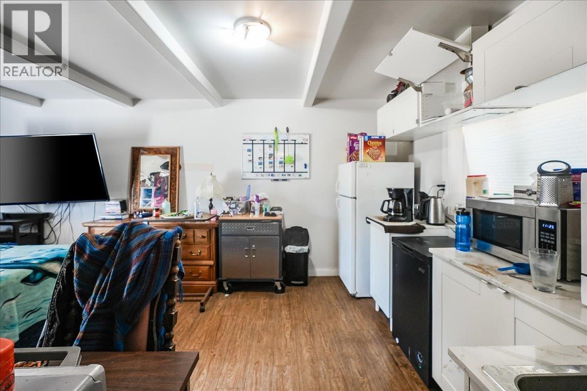 2100 Crestview Crescent Property Photo 64