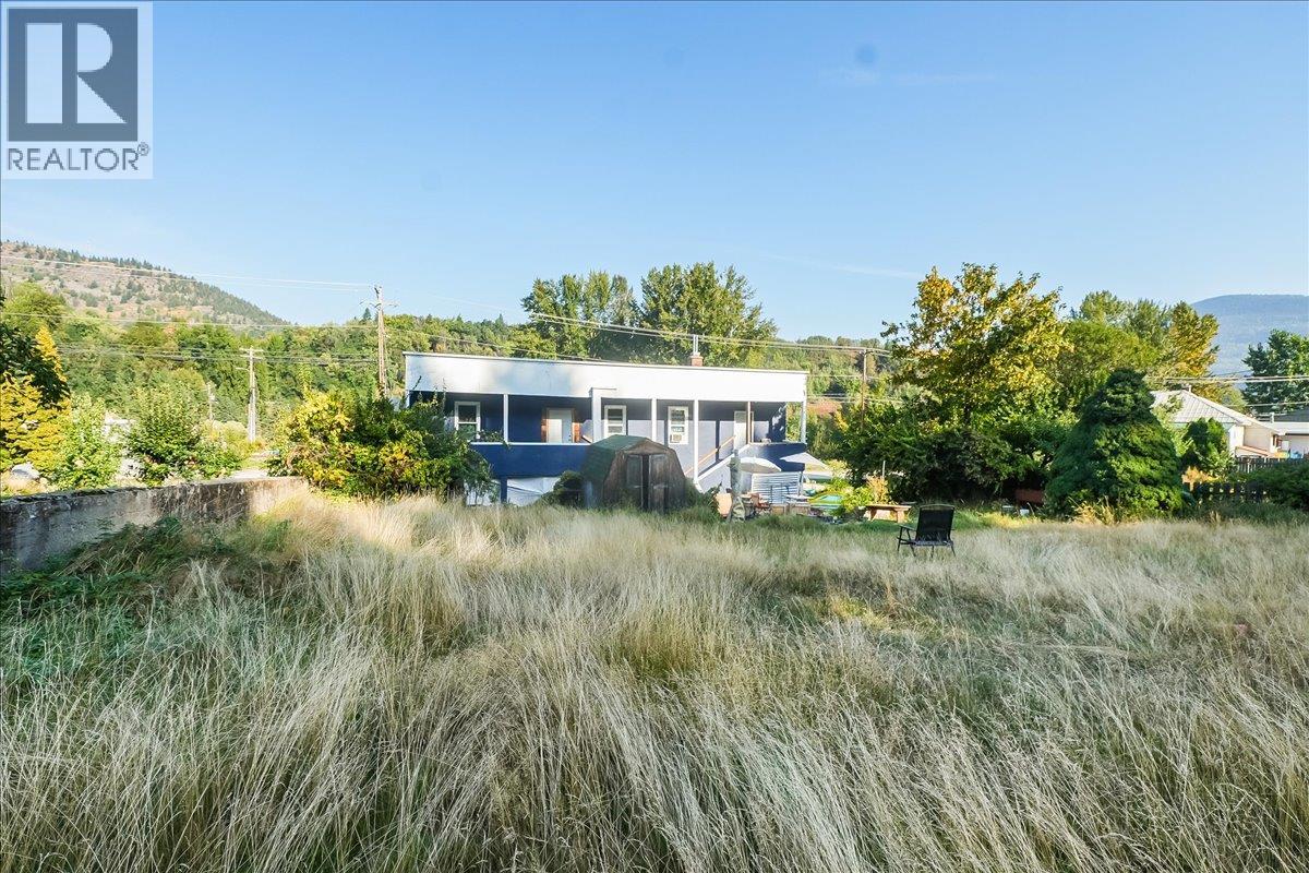 156 Haig Street Property Photo 12