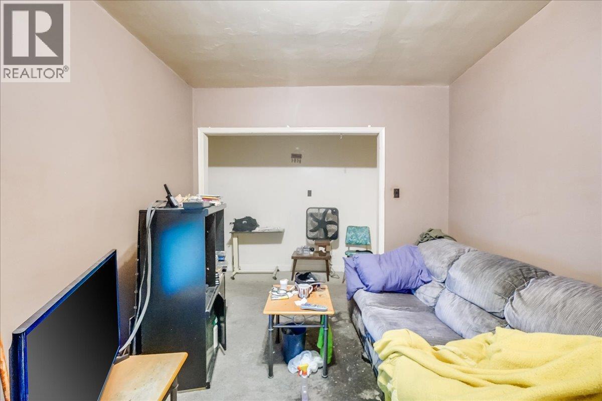 156 Haig Street Property Photo 23