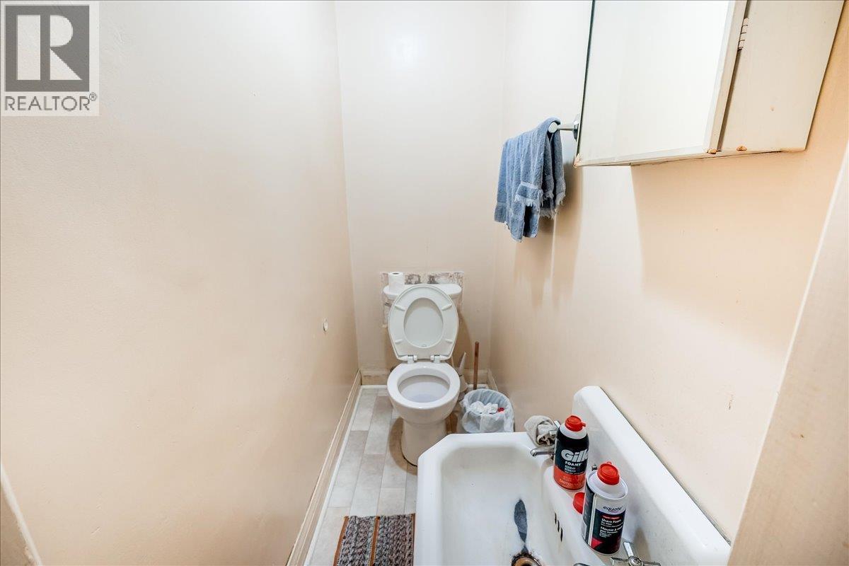 156 Haig Street Property Photo 25