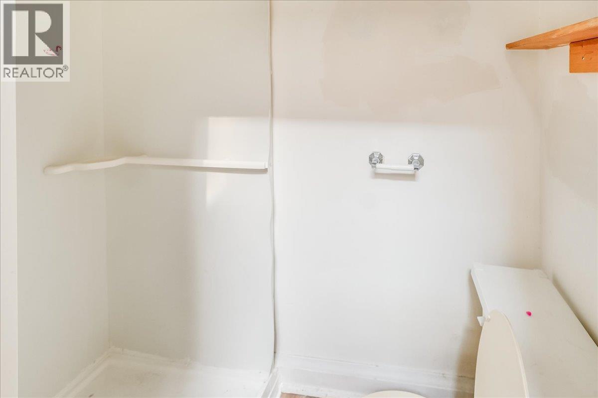 156 Haig Street Property Photo 32