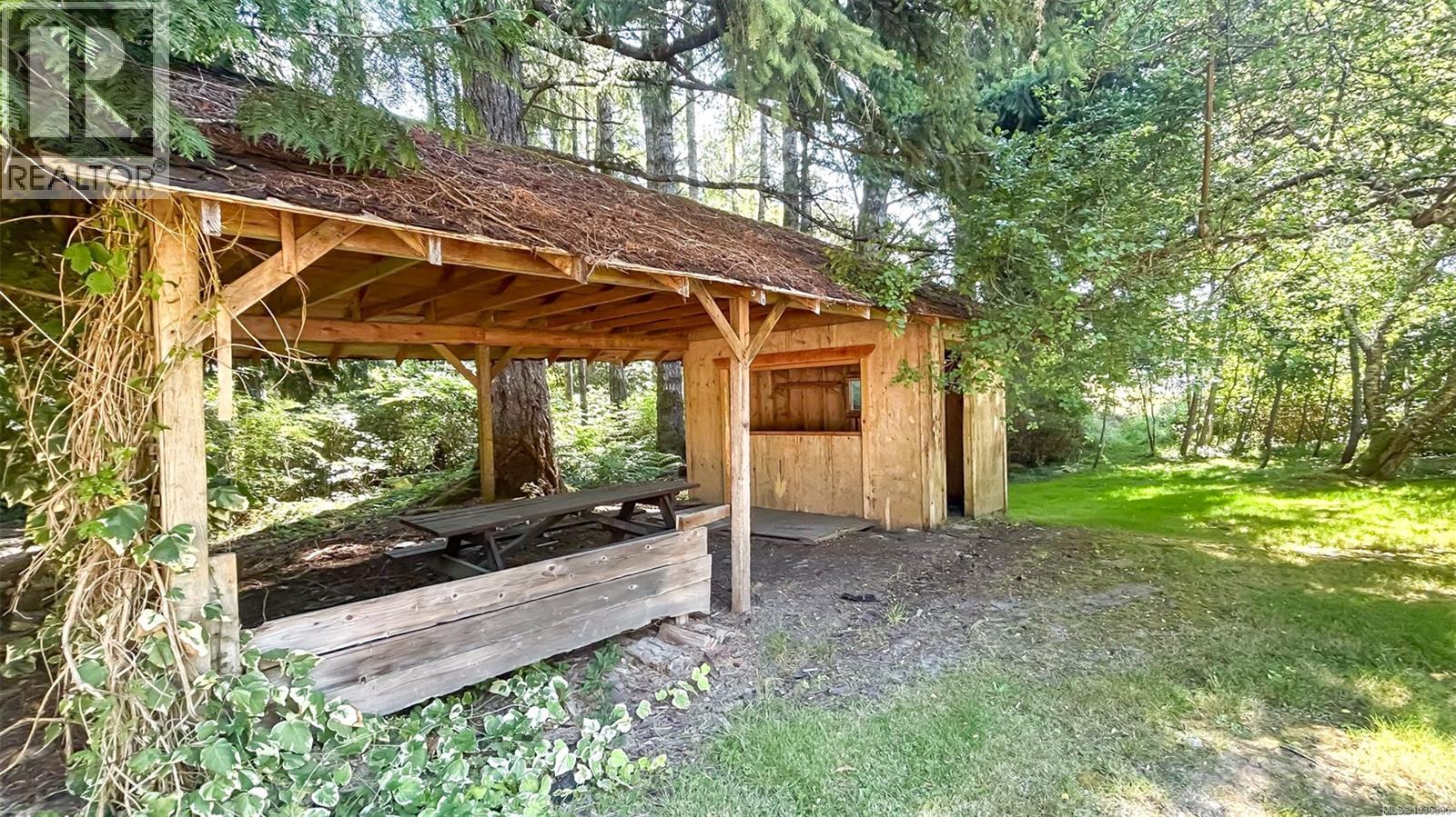 2897 Ramsden Rd Property Photo 9