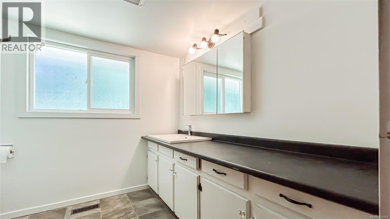 2897 Ramsden Rd Property Photo 23