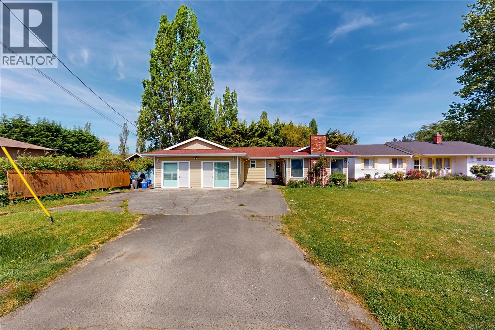1382 McKenzie Ave