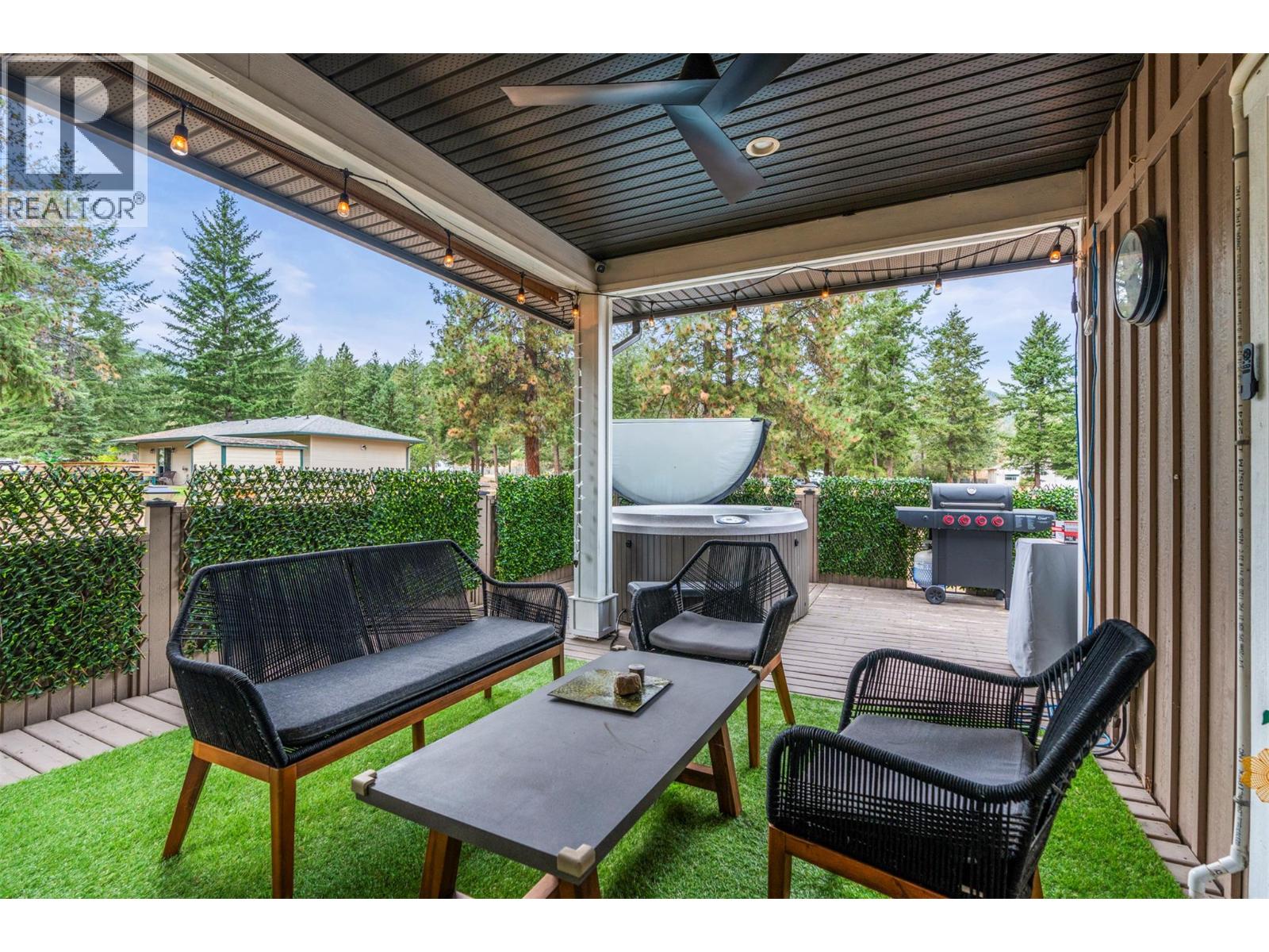 205 Falcon Avenue Property Photo 33