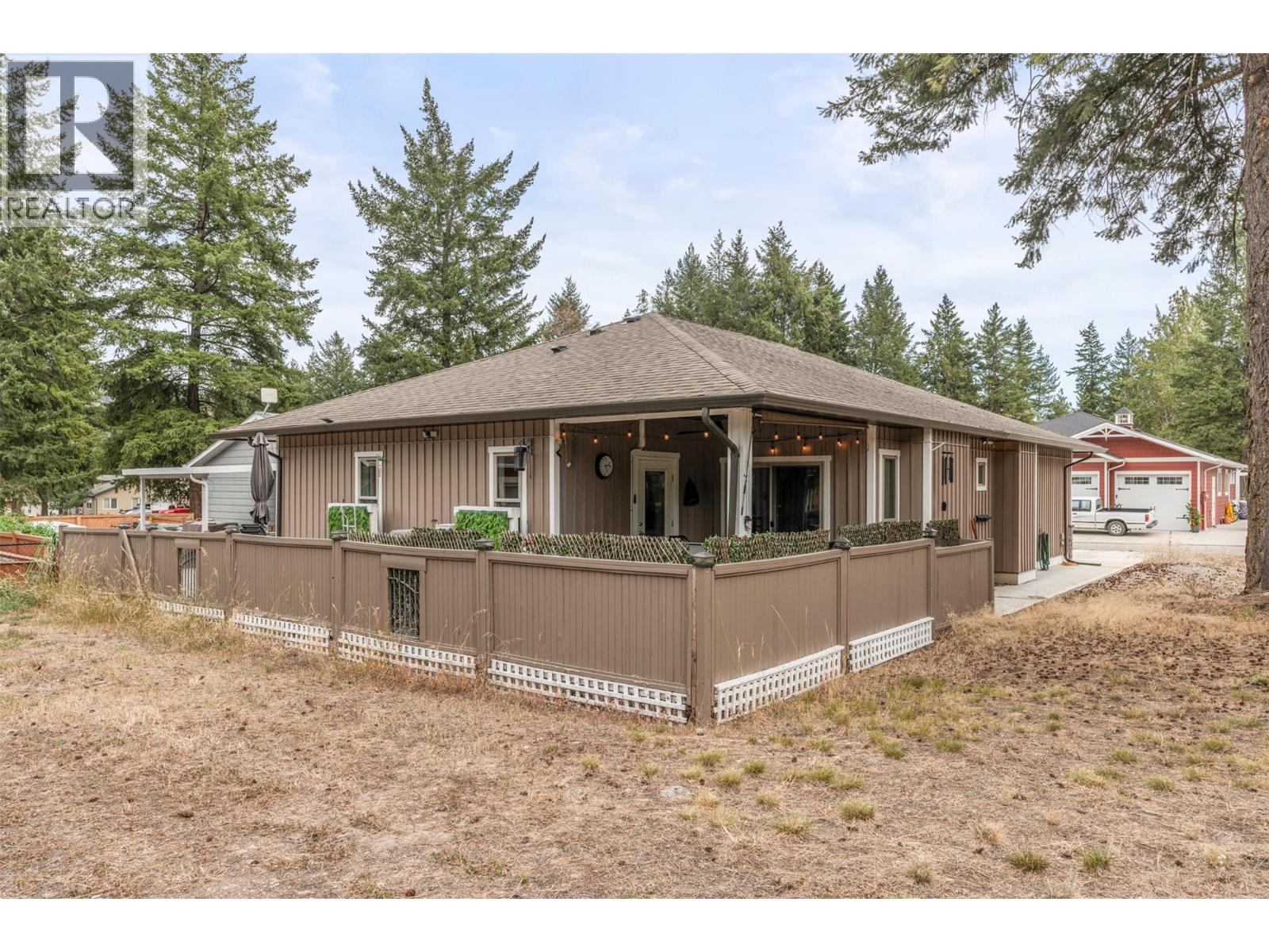205 Falcon Avenue Property Photo 46