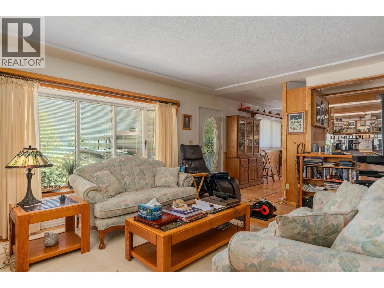 2828 9th Avenue Property Photo 11