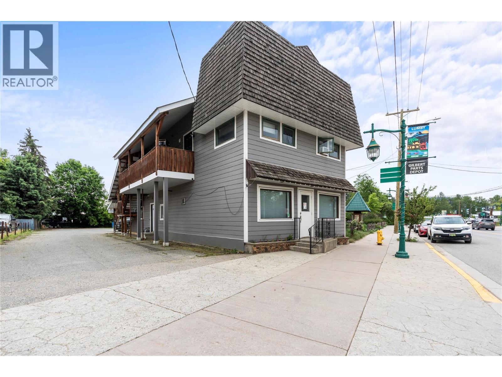 1961 Vernon Street Property Photo 1