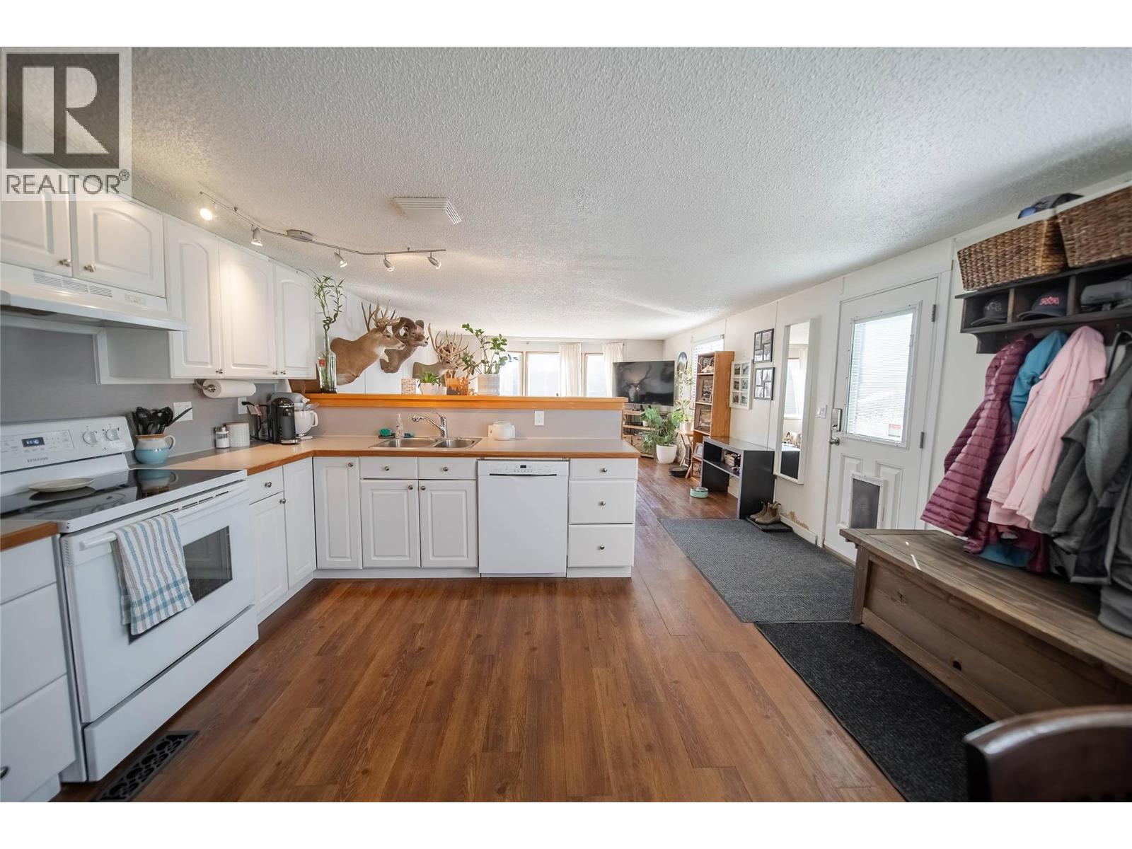 60 Cokato Road Unit# E14 Property Photo 18