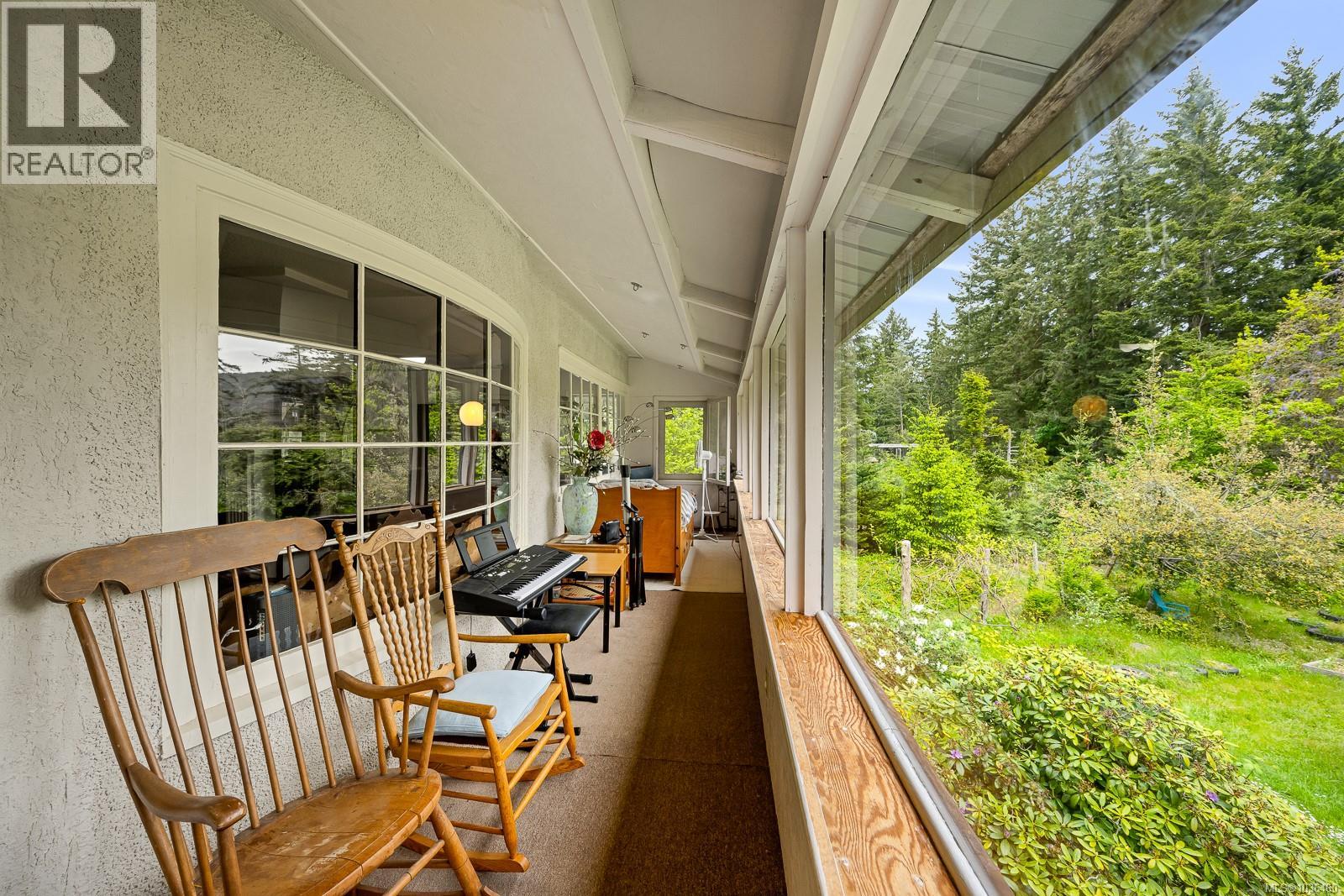 9510 Mcfarlane Rd Property Photo 24