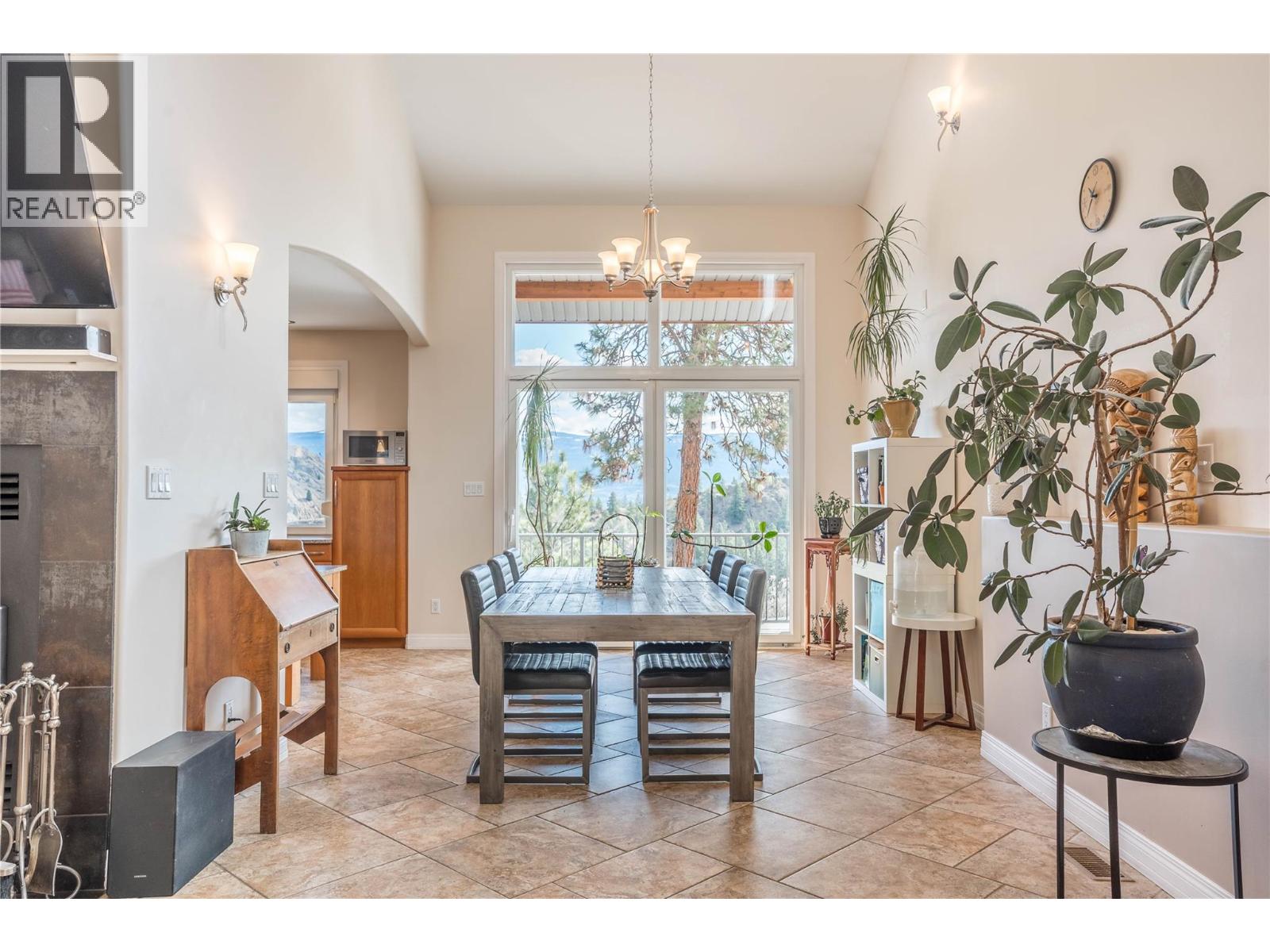 6220 Simpson Road Property Photo 10