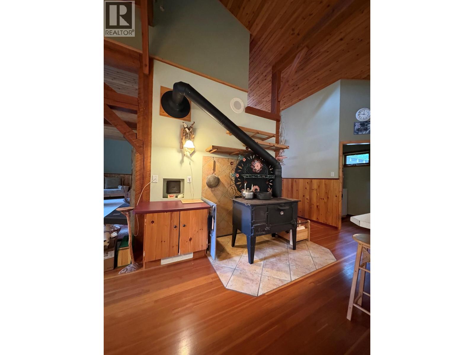 4512 Highway 6 Property Photo 15