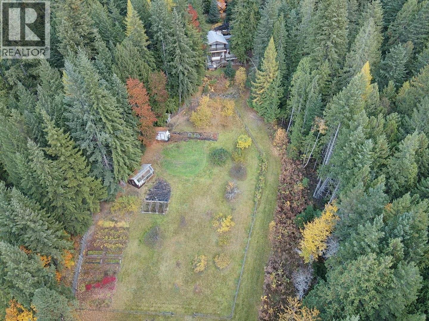 4512 Highway 6 Property Photo 18