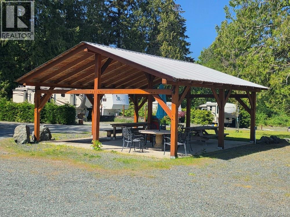 58 6050 Island Hwy Property Photo 10